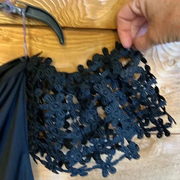 Women's One by One black Blouse M Lace Cold shoulder embroidered event party Y2K - Picture 5 of 8